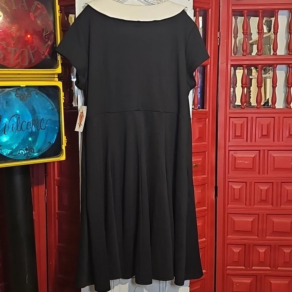 NWT Steady Womens B&W Goth Vintage 50's Style Black Widow Spider Dress 4X - Picture 3 of 6